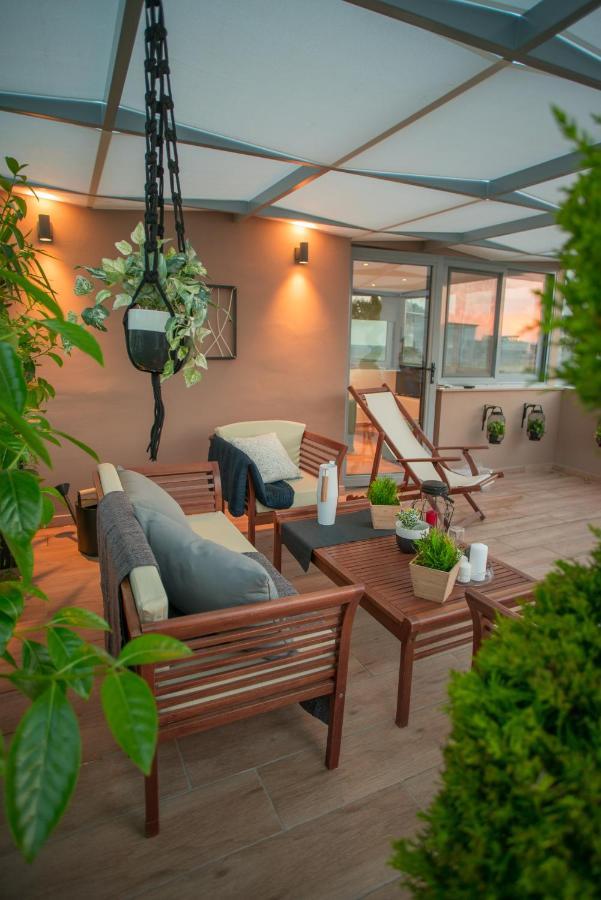 Athenian Living Suites エクステリア 写真