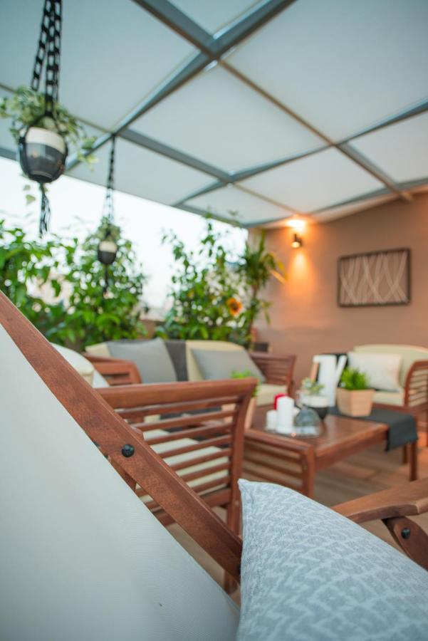 Athenian Living Suites エクステリア 写真
