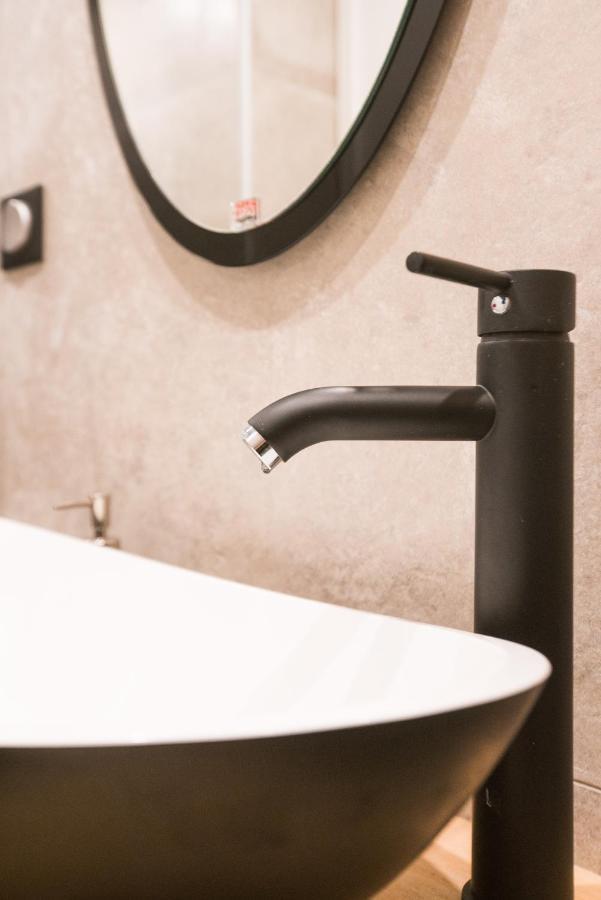 Athenian Living Suites エクステリア 写真
