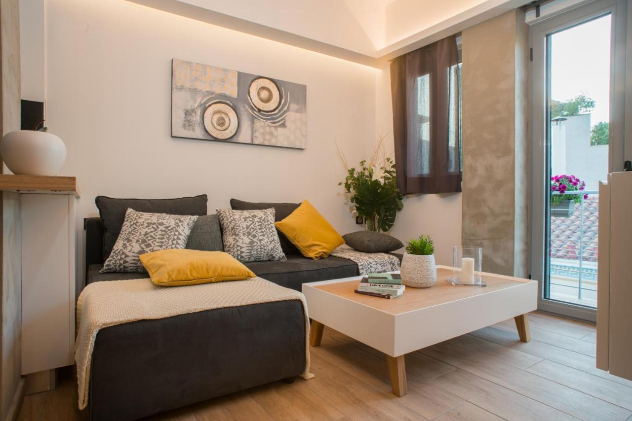 Athenian Living Suites エクステリア 写真