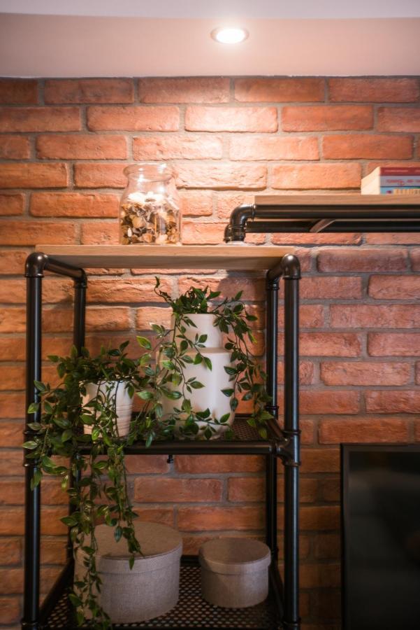 Athenian Living Suites エクステリア 写真