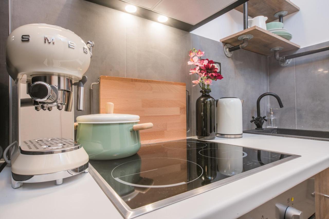 Athenian Living Suites エクステリア 写真