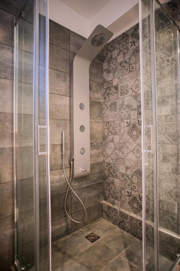 Athenian Living Suites エクステリア 写真